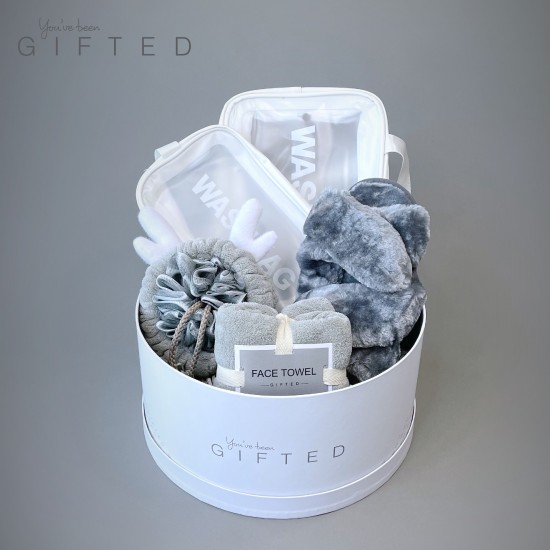 Cleanly Gift Basket - White