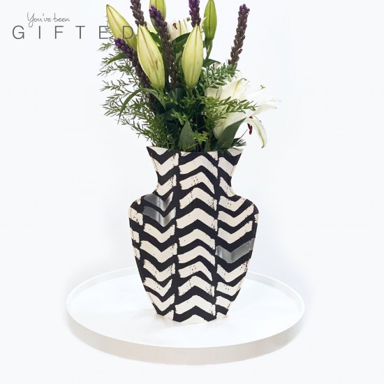 Gifted Paper Vase - Oldy