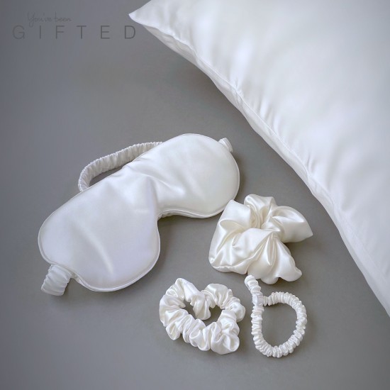 Gifted Sleep Silk Set